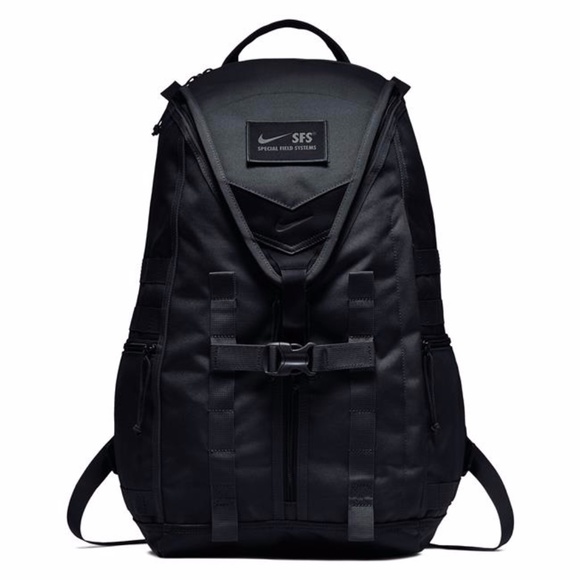 nike recruit backpack